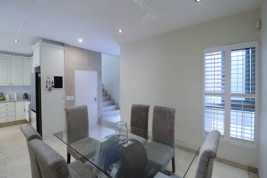 2 Bedroom Property for Sale in Bryanston Gauteng