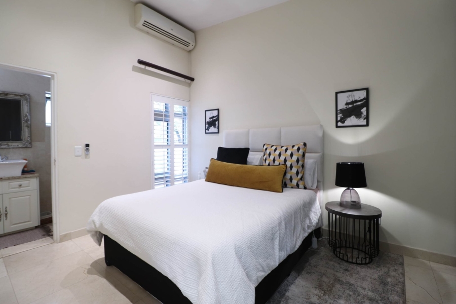 2 Bedroom Property for Sale in Bryanston Gauteng