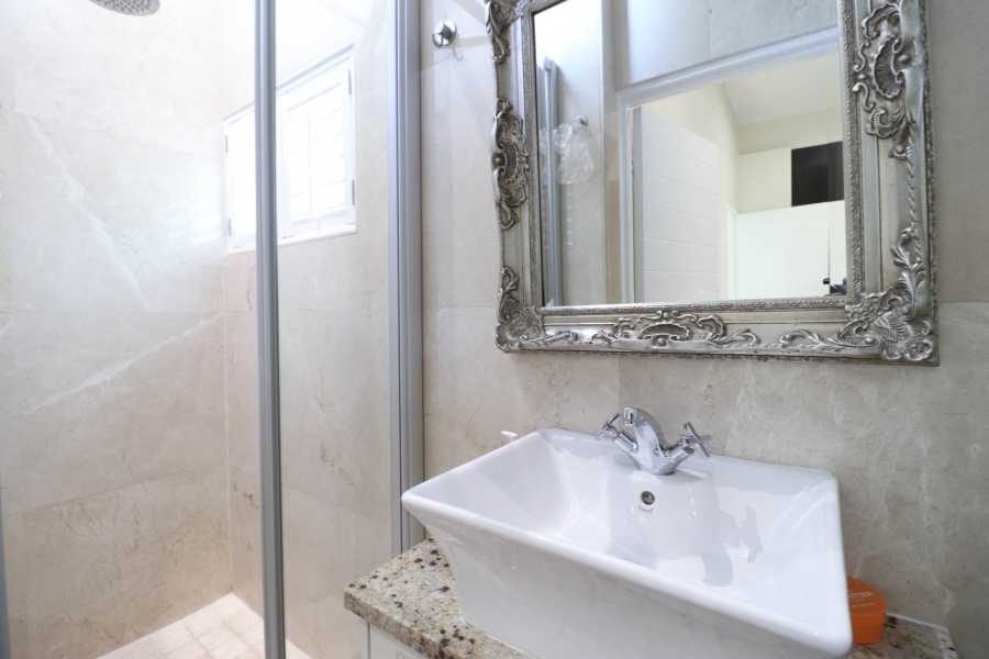 2 Bedroom Property for Sale in Bryanston Gauteng