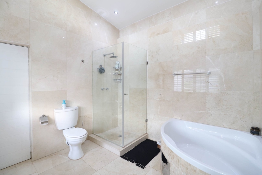 2 Bedroom Property for Sale in Bryanston Gauteng