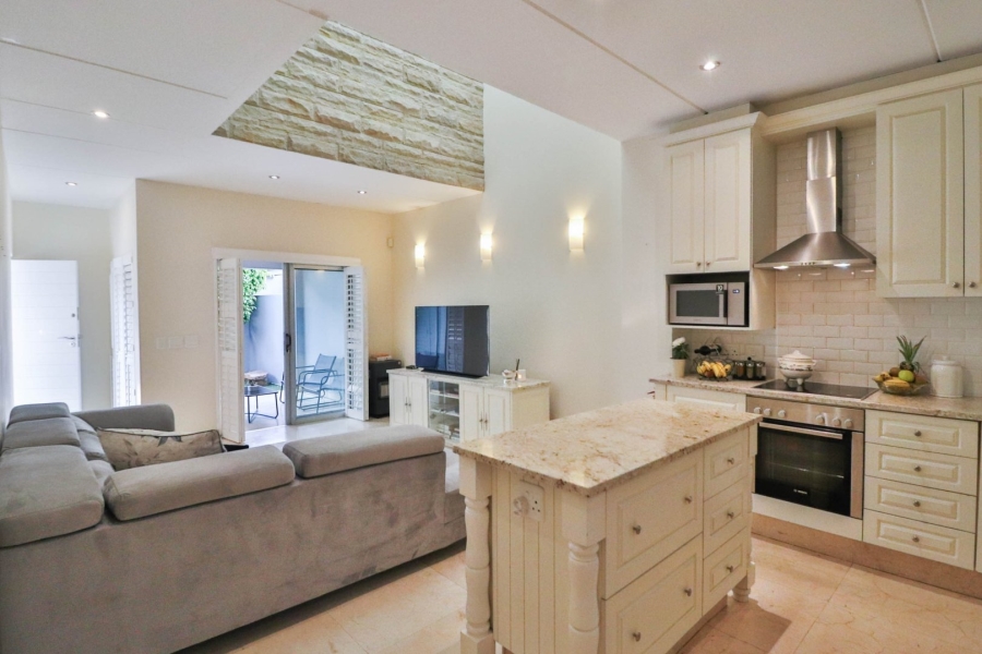 2 Bedroom Property for Sale in Bryanston Gauteng