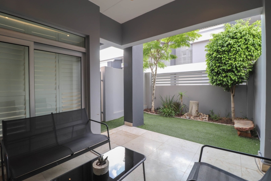 2 Bedroom Property for Sale in Bryanston Gauteng