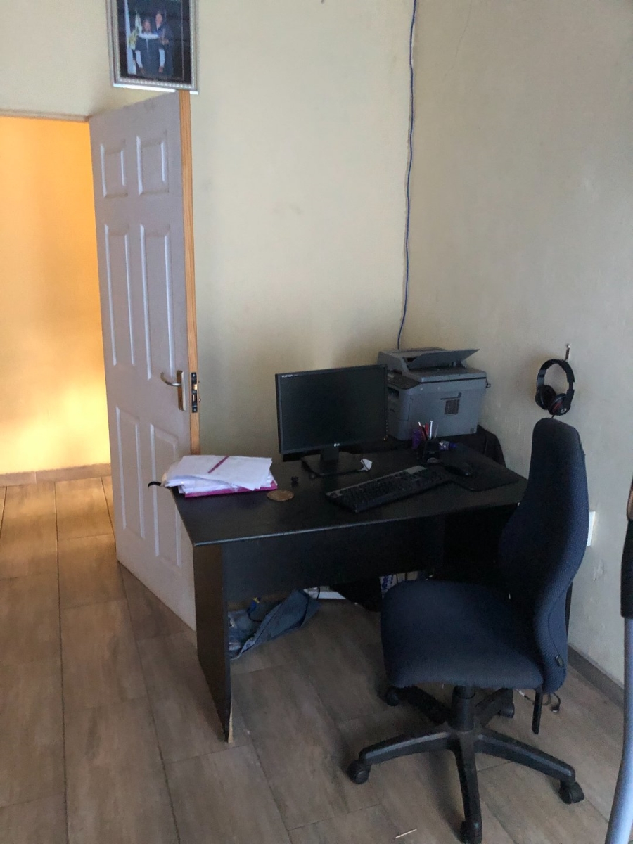 Commercial Property for Sale in Rosashof Gauteng