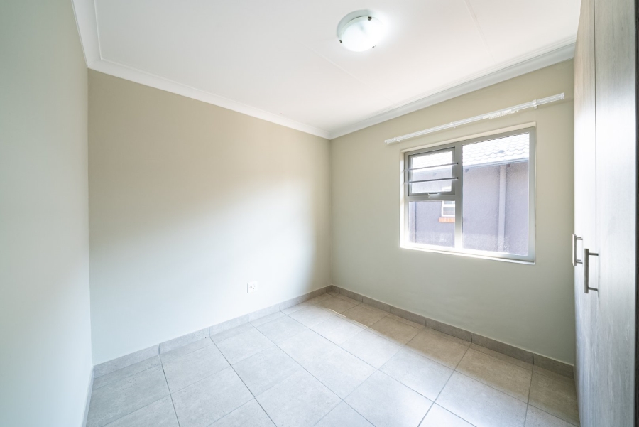 To Let 4 Bedroom Property for Rent in Parkdene Gauteng