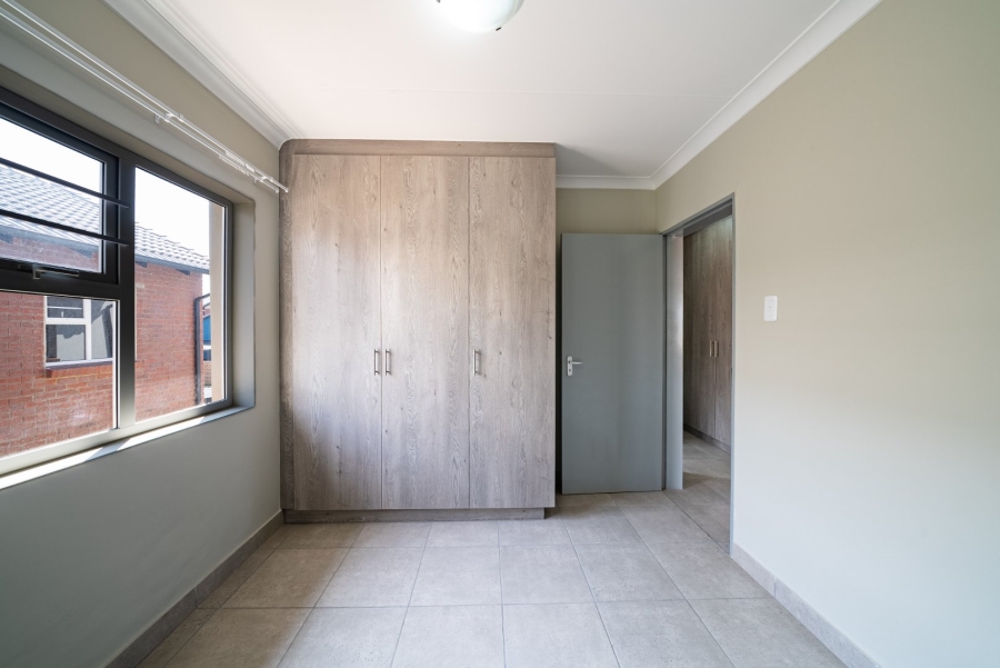 To Let 4 Bedroom Property for Rent in Parkdene Gauteng