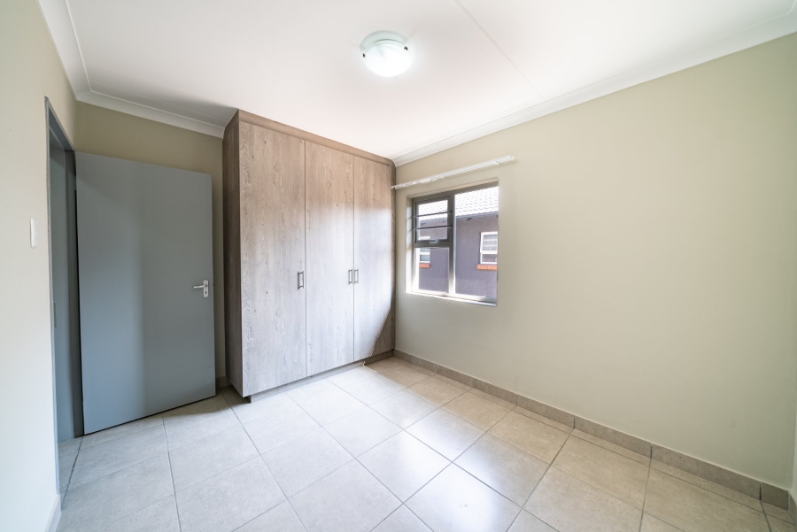 To Let 4 Bedroom Property for Rent in Parkdene Gauteng