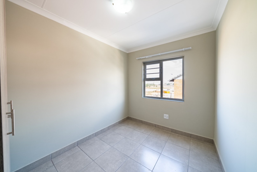 To Let 4 Bedroom Property for Rent in Parkdene Gauteng