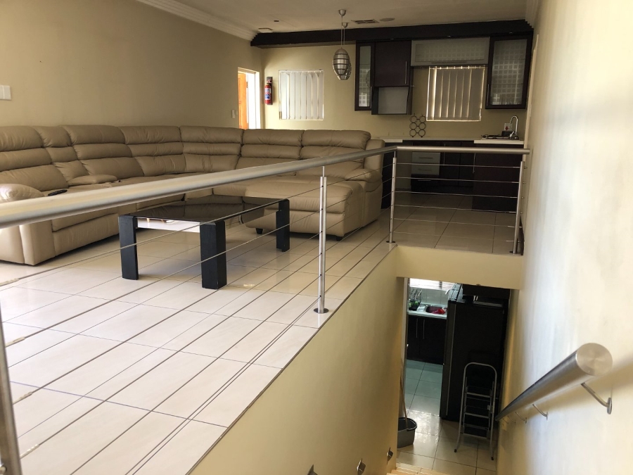 4 Bedroom Property for Sale in Fleurdal Gauteng