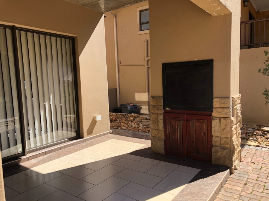 4 Bedroom Property for Sale in Fleurdal Gauteng