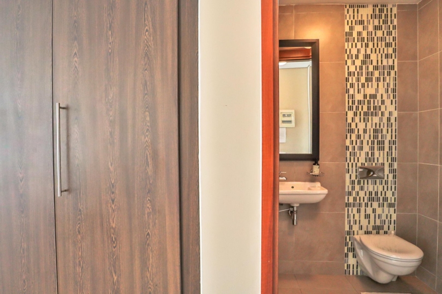 1 Bedroom Property for Sale in Bedford Gardens Gauteng