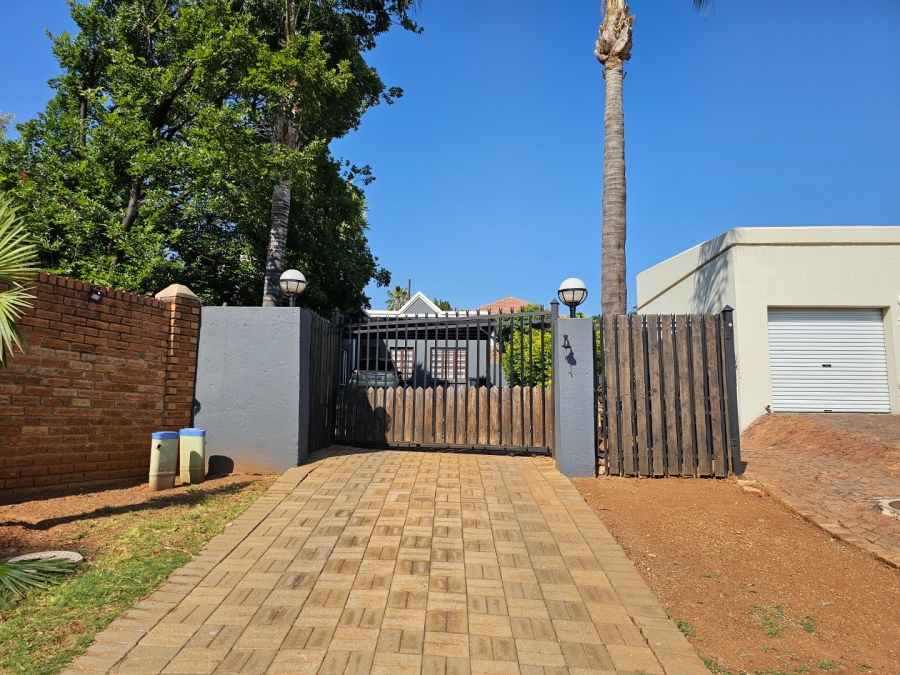 To Let 3 Bedroom Property for Rent in Moreleta Park Gauteng