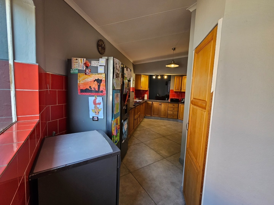 To Let 3 Bedroom Property for Rent in Moreleta Park Gauteng