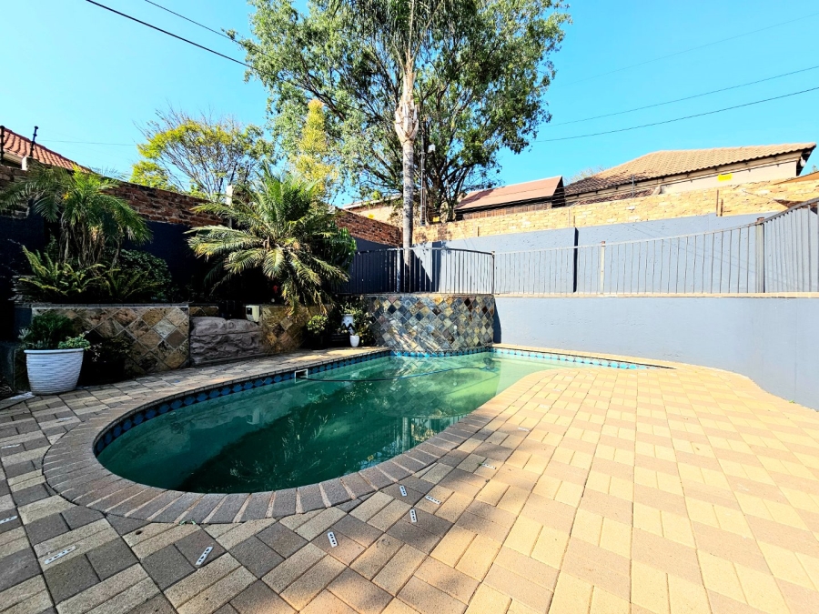 To Let 3 Bedroom Property for Rent in Moreleta Park Gauteng