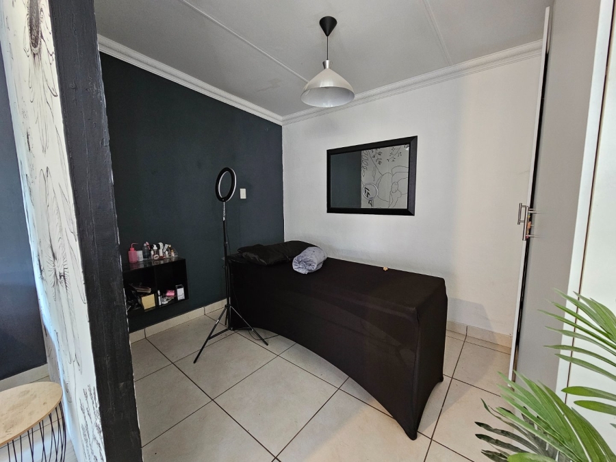 To Let 3 Bedroom Property for Rent in Moreleta Park Gauteng