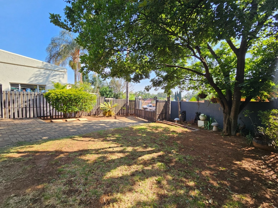 To Let 3 Bedroom Property for Rent in Moreleta Park Gauteng