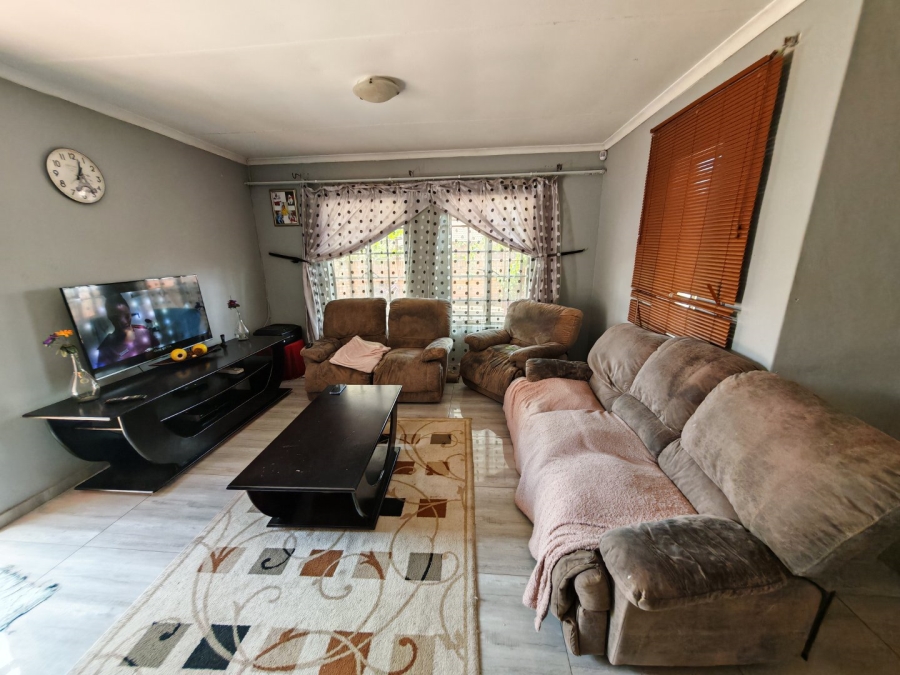 3 Bedroom Property for Sale in Amandasig Gauteng