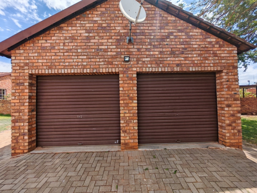 3 Bedroom Property for Sale in Amandasig Gauteng