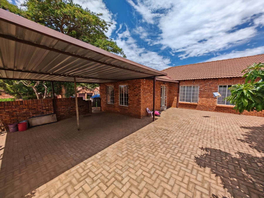 3 Bedroom Property for Sale in Amandasig Gauteng