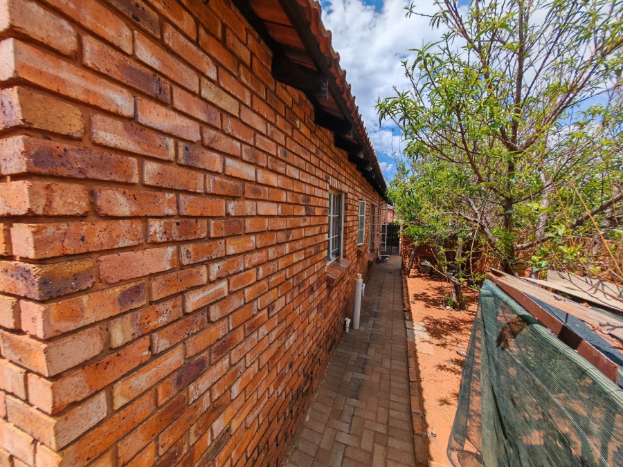 3 Bedroom Property for Sale in Amandasig Gauteng