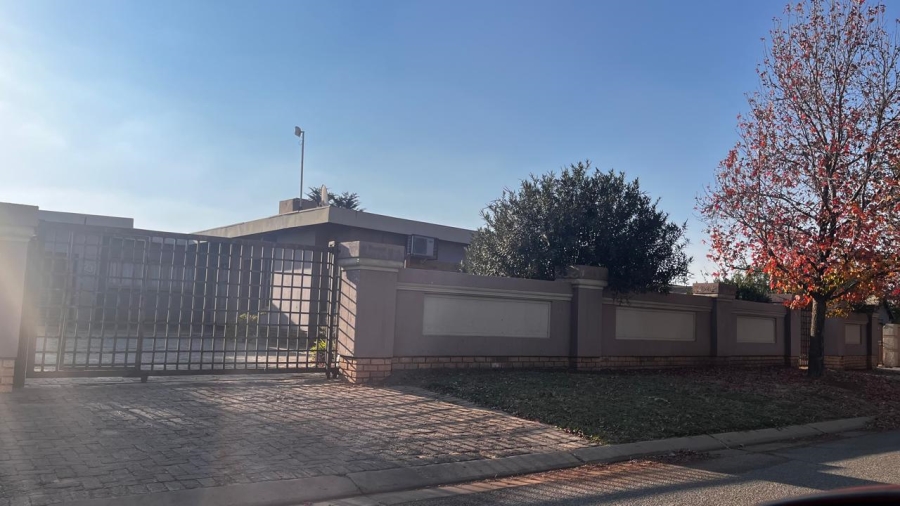 3 Bedroom Property for Sale in Vanderbijlpark CE Gauteng