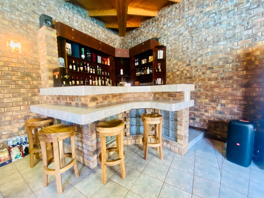 4 Bedroom Property for Sale in Sunward Park Gauteng