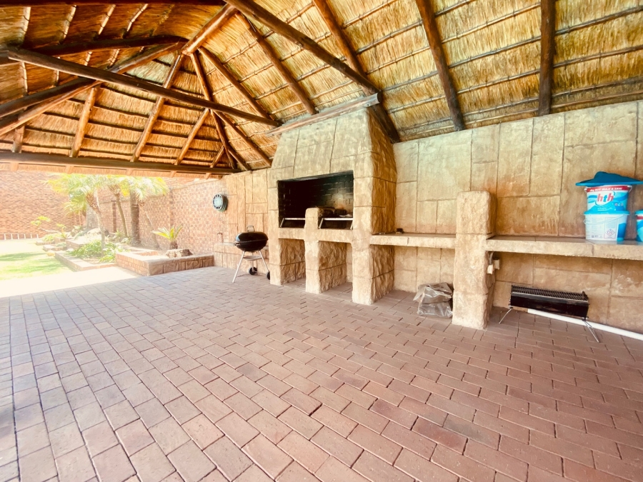 4 Bedroom Property for Sale in Sunward Park Gauteng