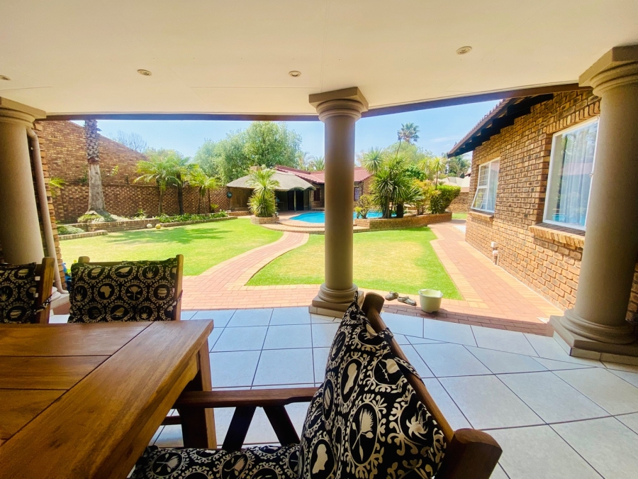 To Let 4 Bedroom Property for Rent in Sunward Park Gauteng