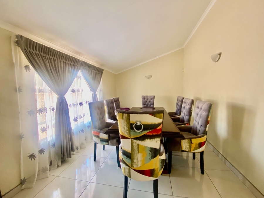 To Let 4 Bedroom Property for Rent in Sunward Park Gauteng