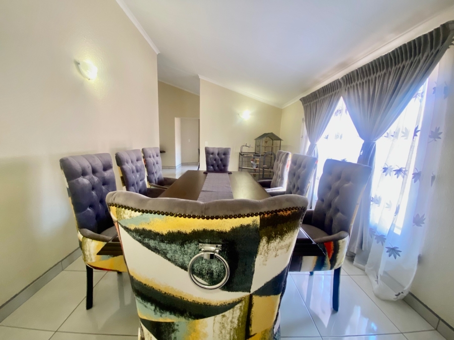 To Let 4 Bedroom Property for Rent in Sunward Park Gauteng