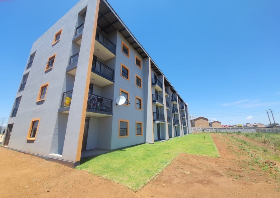 To Let 2 Bedroom Property for Rent in Protea Glen Gauteng