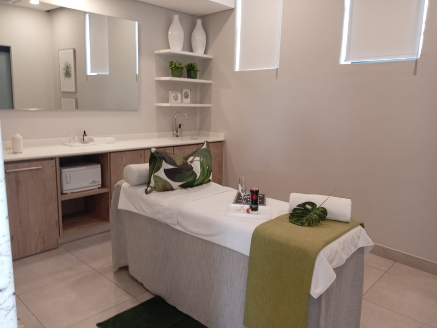 To Let 2 Bedroom Property for Rent in Waterfall Gauteng