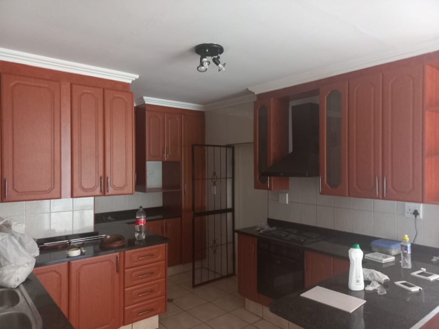 To Let 3 Bedroom Property for Rent in Witfield Gauteng