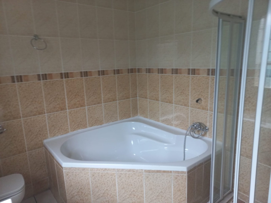 To Let 3 Bedroom Property for Rent in Witfield Gauteng