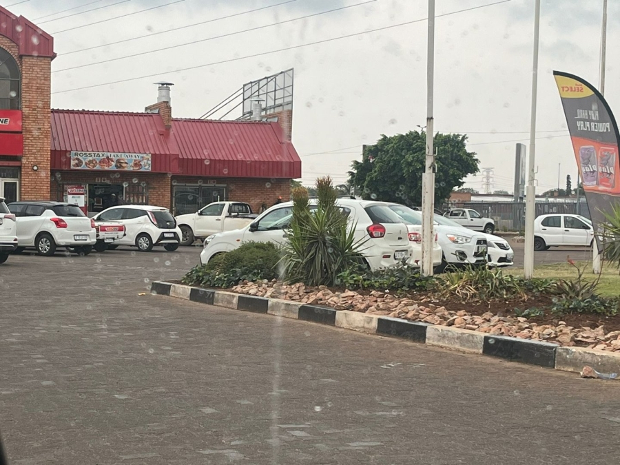 To Let commercial Property for Rent in Rosslyn Gauteng