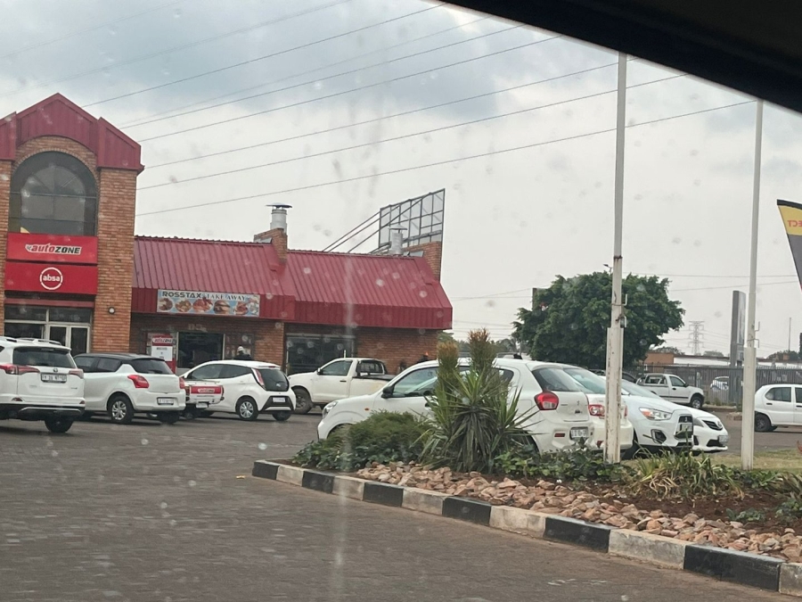 To Let commercial Property for Rent in Rosslyn Gauteng