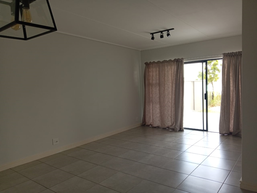 3 Bedroom Property for Sale in Waterfall Gauteng