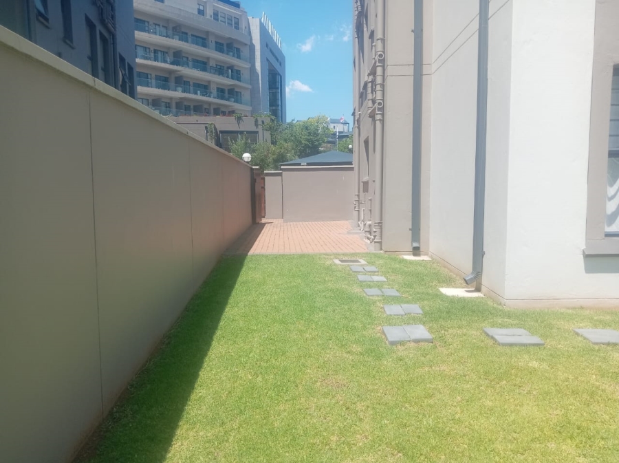 To Let 3 Bedroom Property for Rent in Waterfall Gauteng