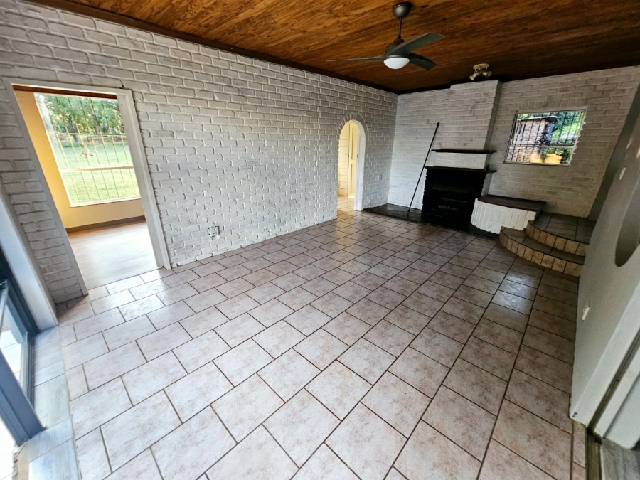 To Let 2 Bedroom Property for Rent in Mnandi Gauteng