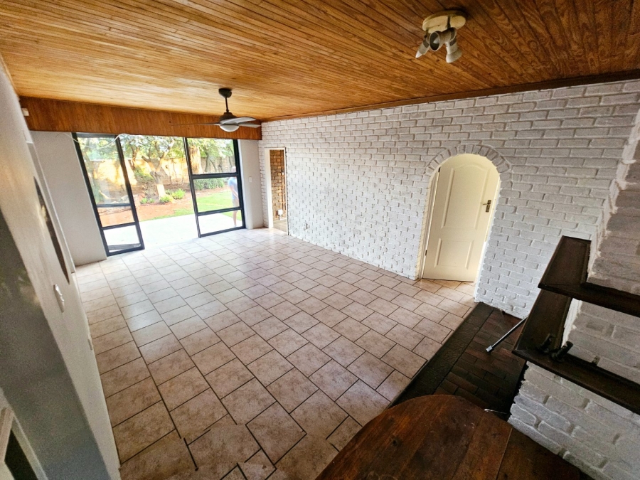 To Let 2 Bedroom Property for Rent in Mnandi Gauteng