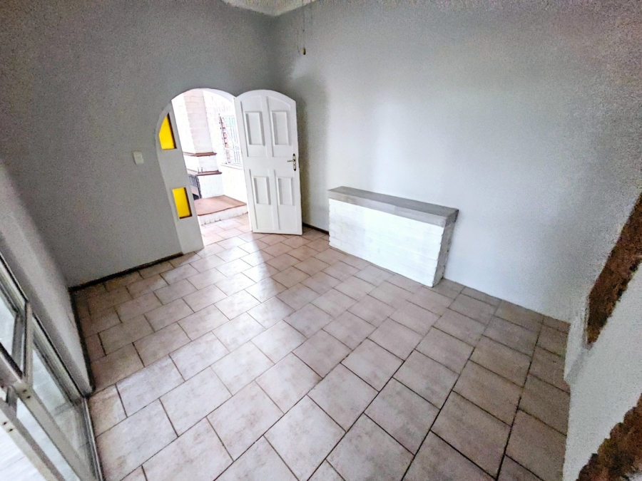 To Let 2 Bedroom Property for Rent in Mnandi Gauteng