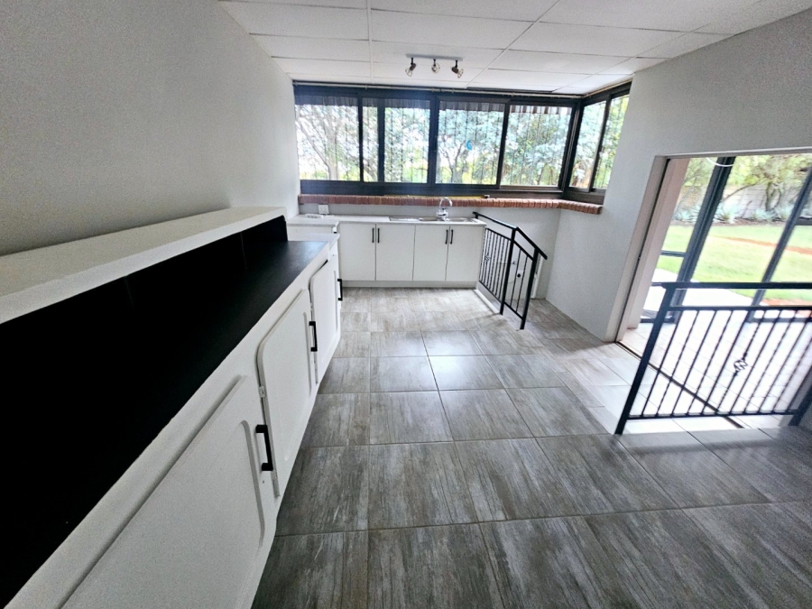 To Let 2 Bedroom Property for Rent in Mnandi Gauteng