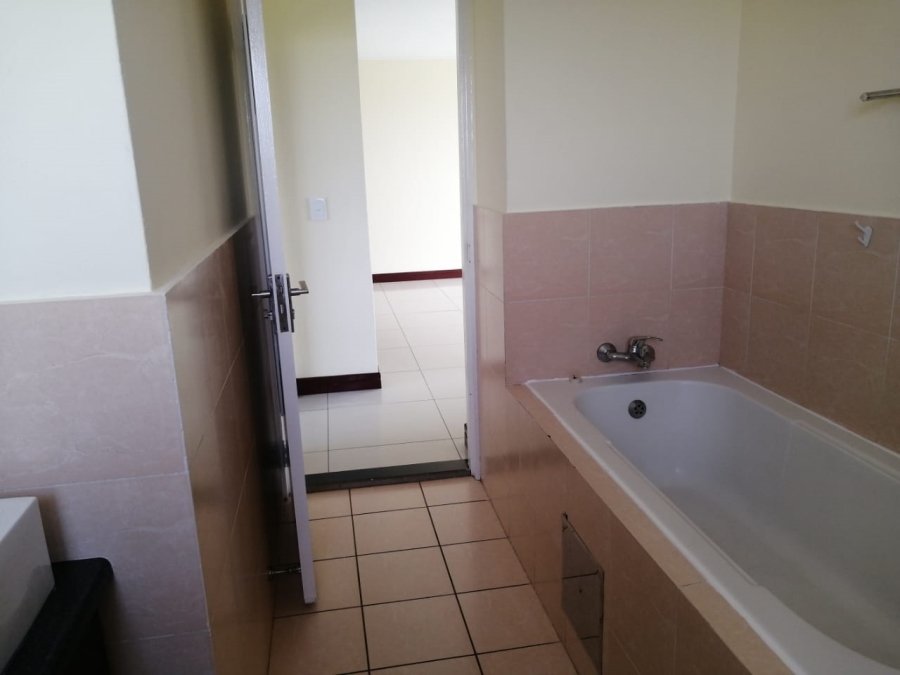 2 Bedroom Property for Sale in Carlswald Gauteng