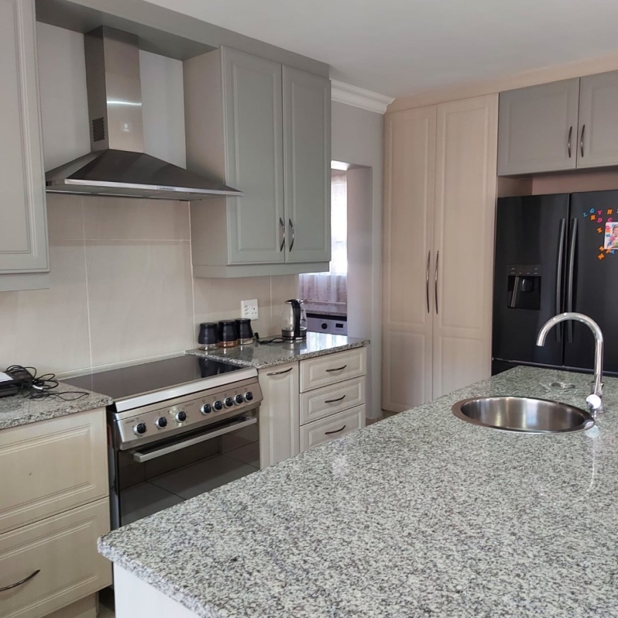 3 Bedroom Property for Sale in Beyers Park Gauteng