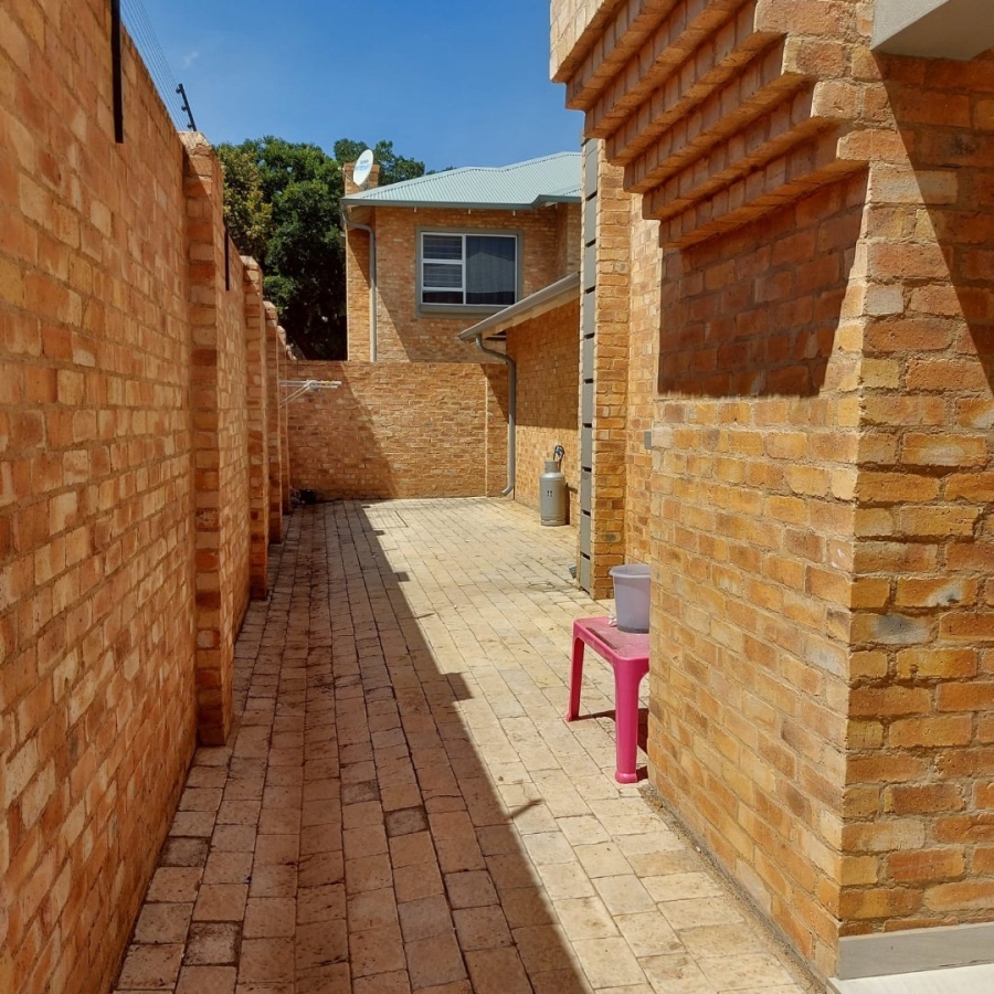 3 Bedroom Property for Sale in Beyers Park Gauteng