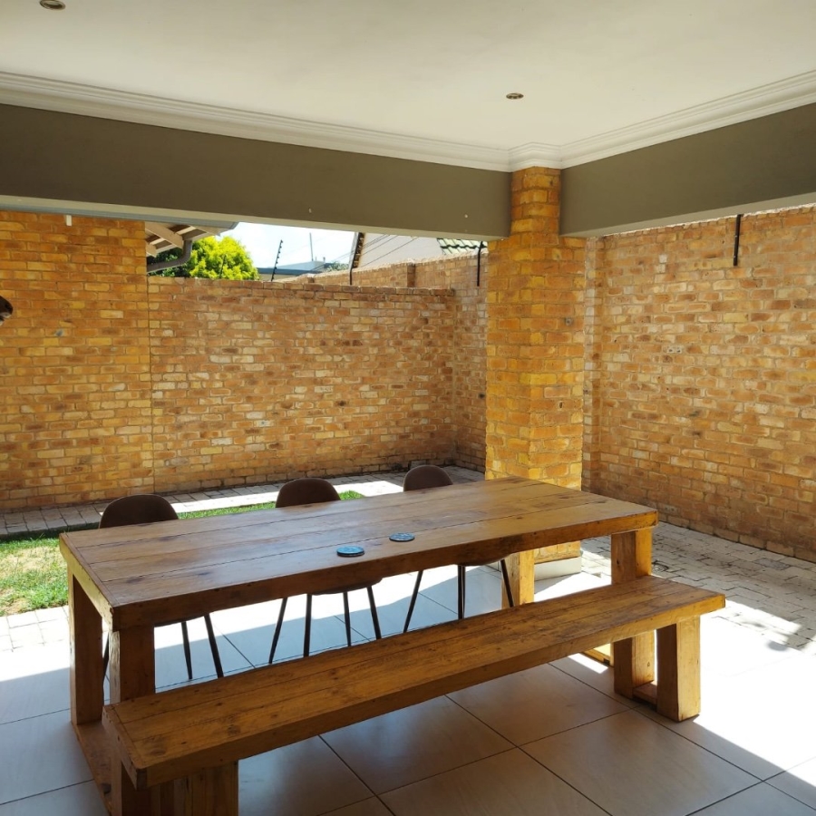 3 Bedroom Property for Sale in Beyers Park Gauteng