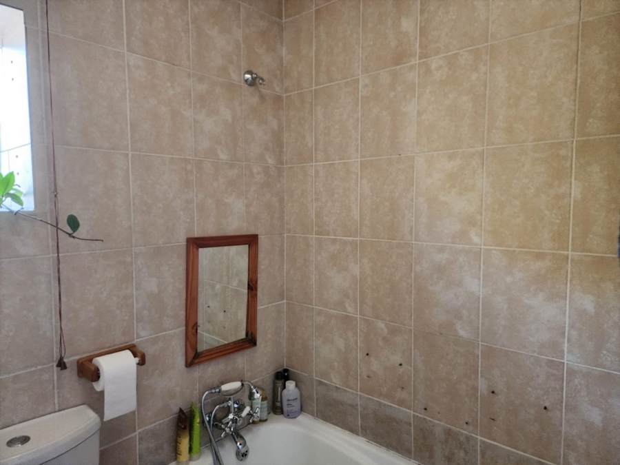 To Let 2 Bedroom Property for Rent in Dayanglen Gauteng