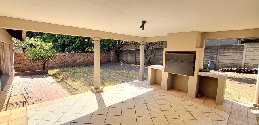 4 Bedroom Property for Sale in Croydon Gauteng