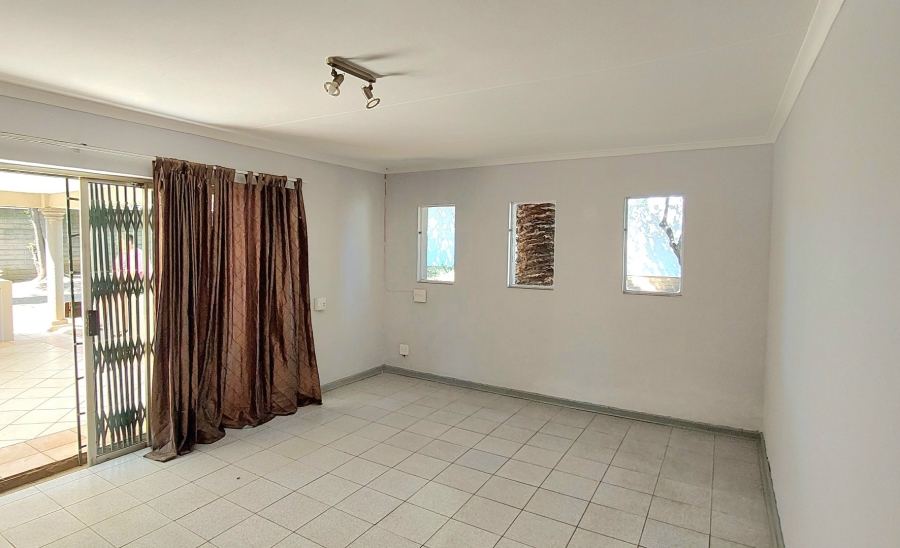 4 Bedroom Property for Sale in Croydon Gauteng