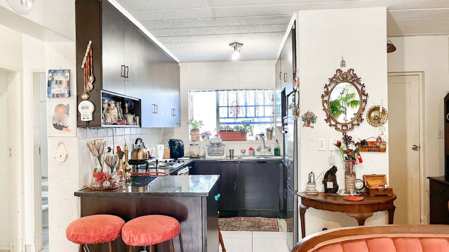 2 Bedroom Property for Sale in Rembrandt Park Gauteng