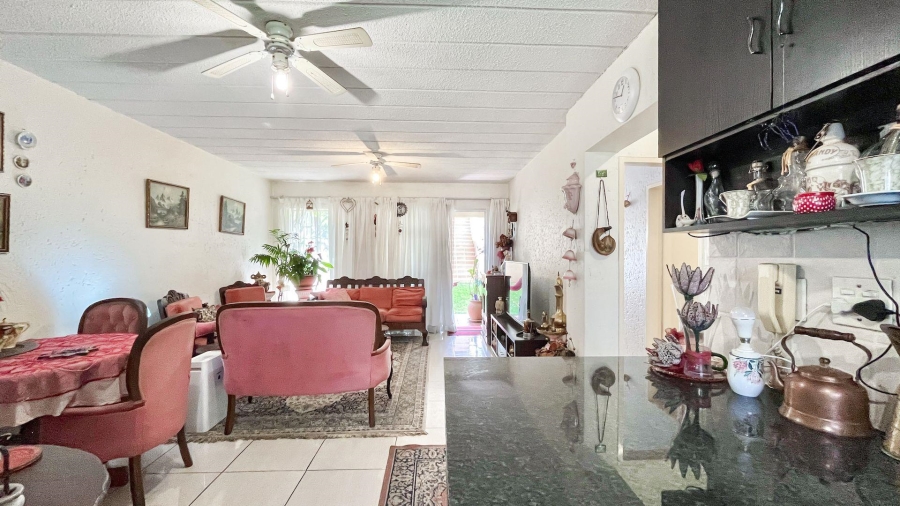 2 Bedroom Property for Sale in Rembrandt Park Gauteng